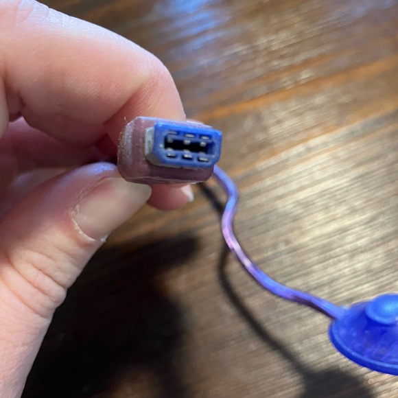 Gameboy Accessory Purple Night Light - Picture 5 of 6